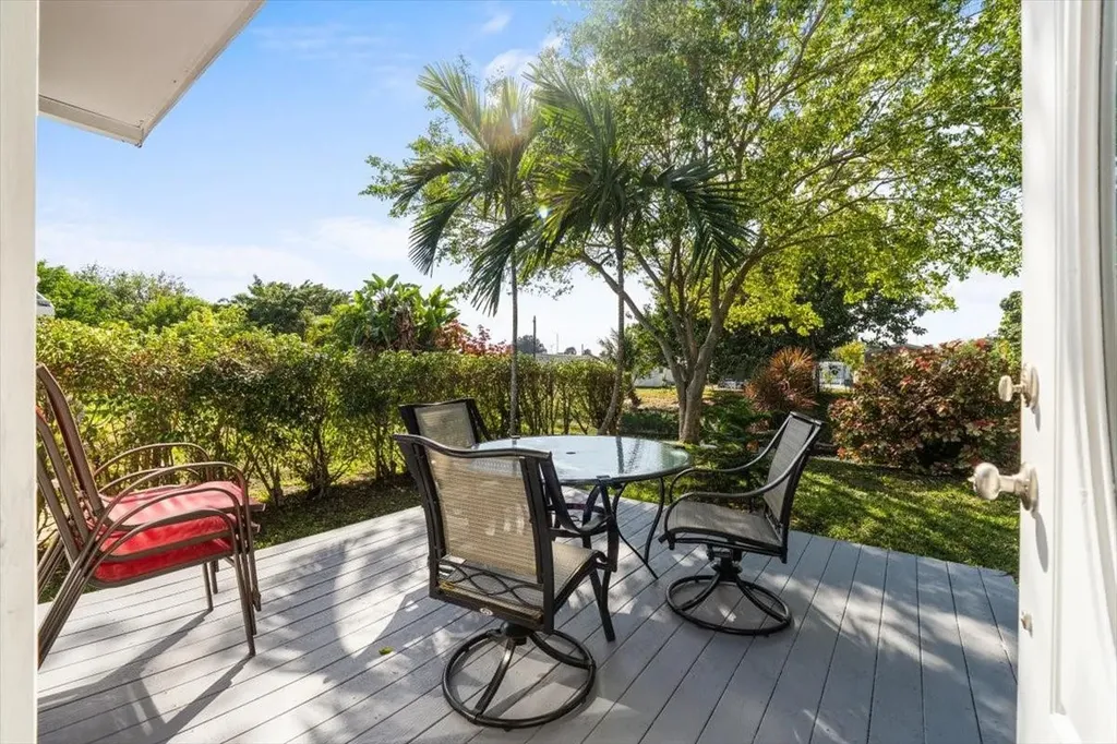 120 NW 51st Street Deerfield Beach FL 33064