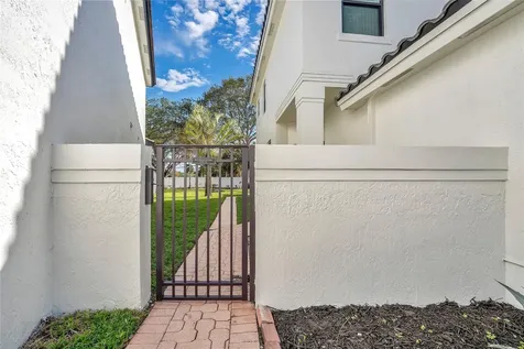 6992 SW 148th Lane Davie FL 33331