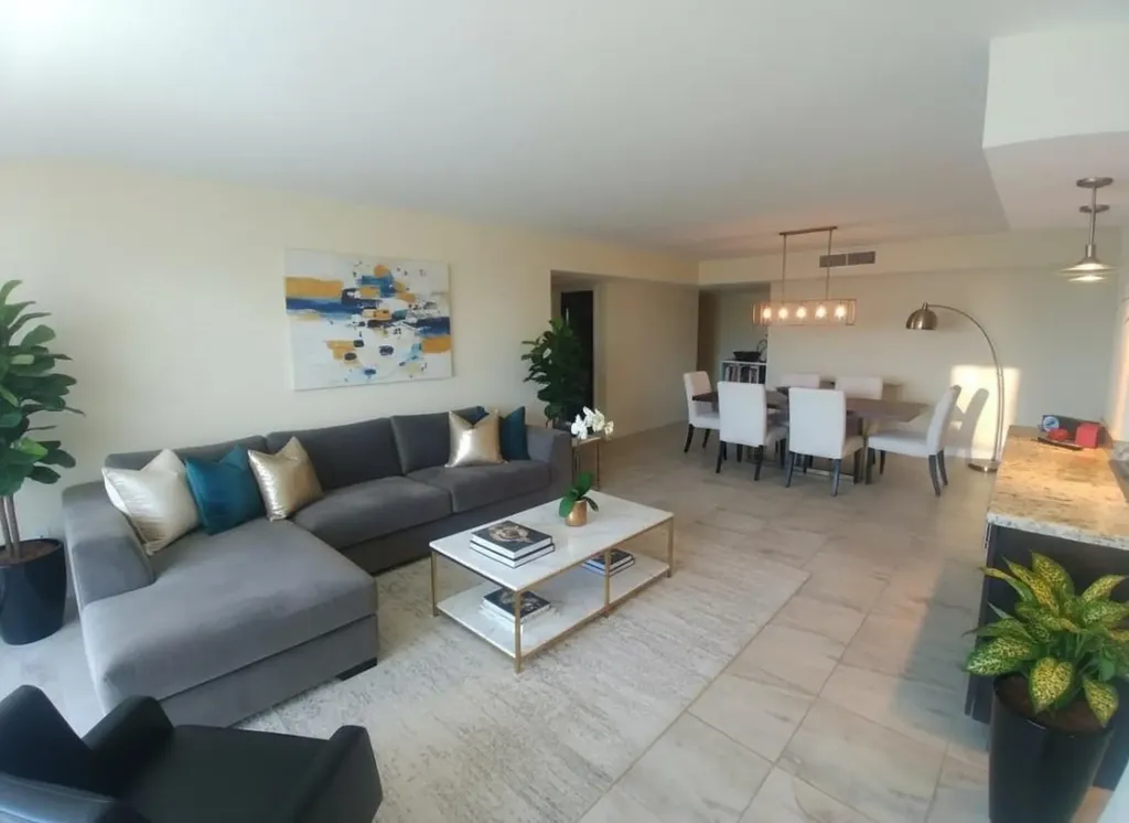 2655 Collins Avenue Miami Beach FL 33140