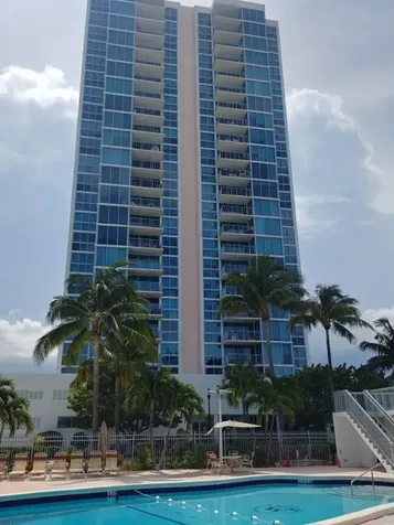 2655 Collins Avenue Miami Beach FL 33140