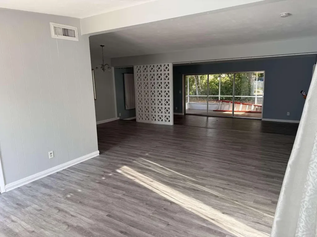 400 E Prima Vista Boulevard Port St Lucie FL 34983