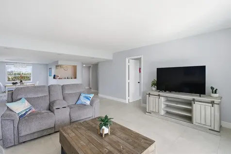 3910 Inverrary Boulevard Lauderhill FL 33319