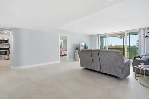 3910 Inverrary Boulevard Lauderhill FL 33319