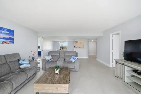 3910 Inverrary Boulevard Lauderhill FL 33319