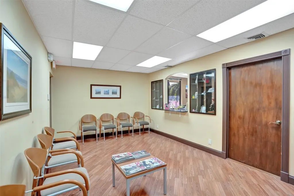 1881 N University Drive Coral Springs FL 33071