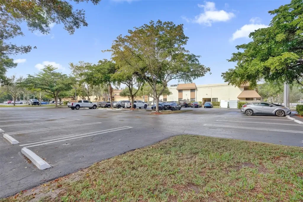 1881 N University Drive Coral Springs FL 33071