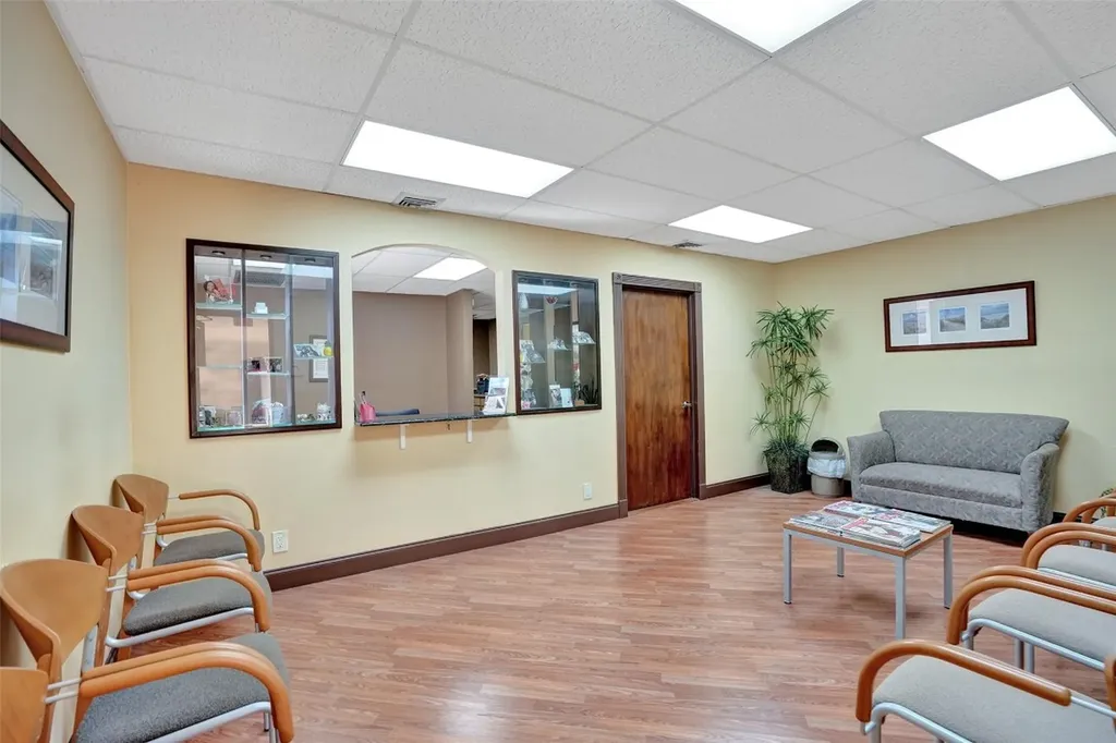 1881 N University Drive Coral Springs FL 33071