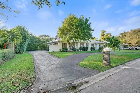 2400 NW 105th Terrace Coral Springs FL 33065