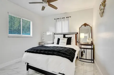 2400 NW 105th Terrace Coral Springs FL 33065