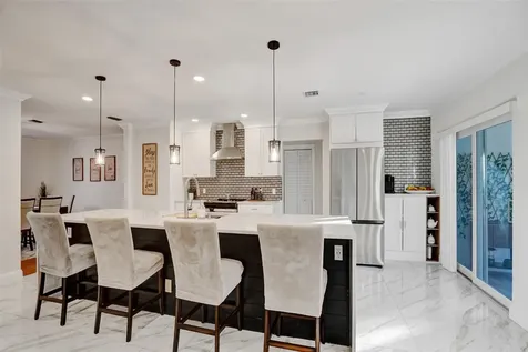 2400 NW 105th Terrace Coral Springs FL 33065