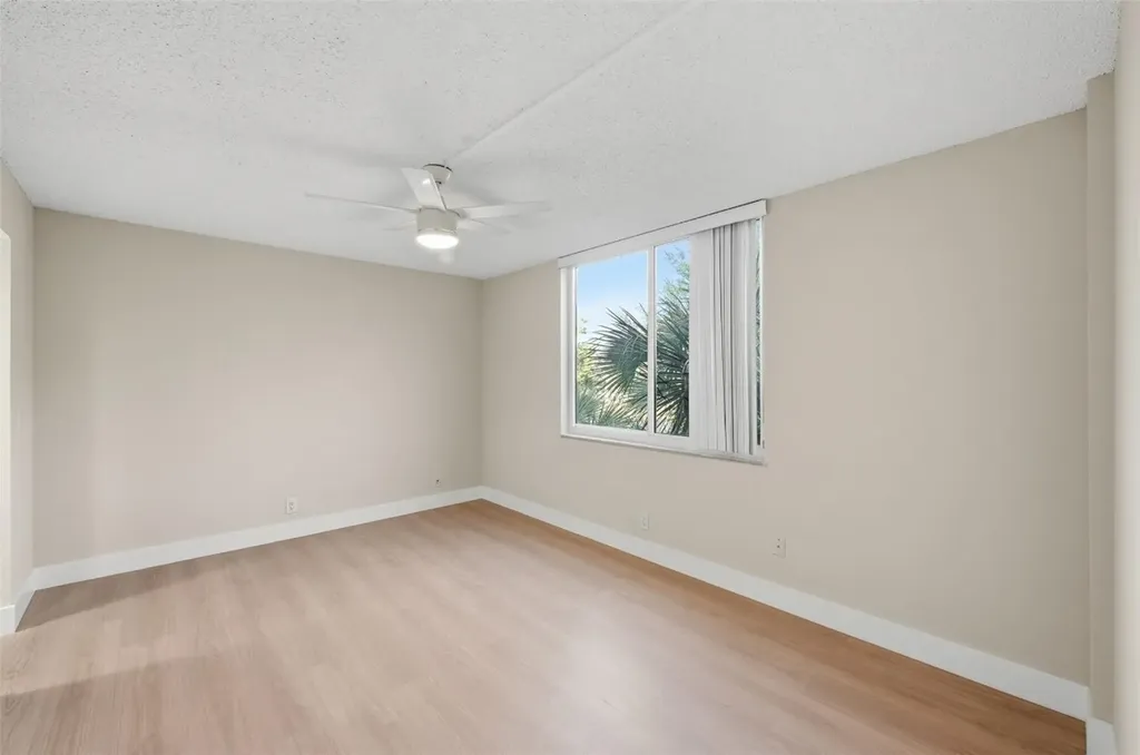 9430 Poinciana Place Davie FL 33324