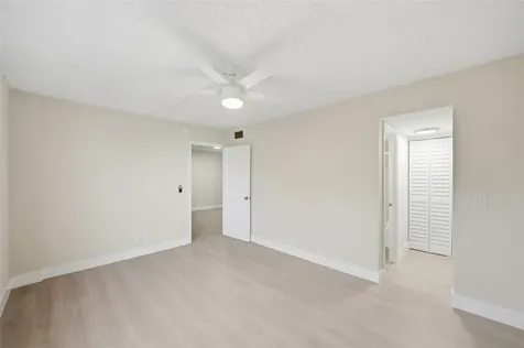9430 Poinciana Place Davie FL 33324