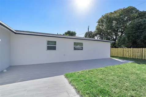 1411 NW 54th Terrace Lauderhill FL 33313