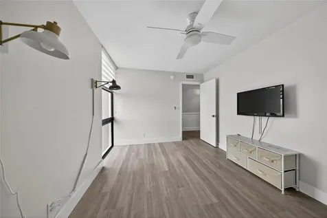 1629 Riverview Road Deerfield Beach FL 33441