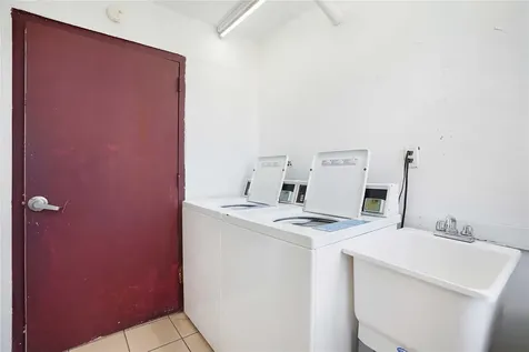 2650 NW 49th Avenue Lauderdale Lakes FL 33313