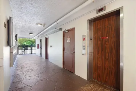 2650 NW 49th Avenue Lauderdale Lakes FL 33313
