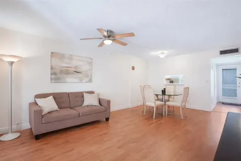2650 NW 49th Avenue Lauderdale Lakes FL 33313