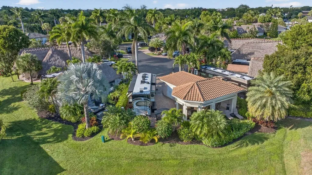 391 Sundial Circle Pompano Beach FL 33068