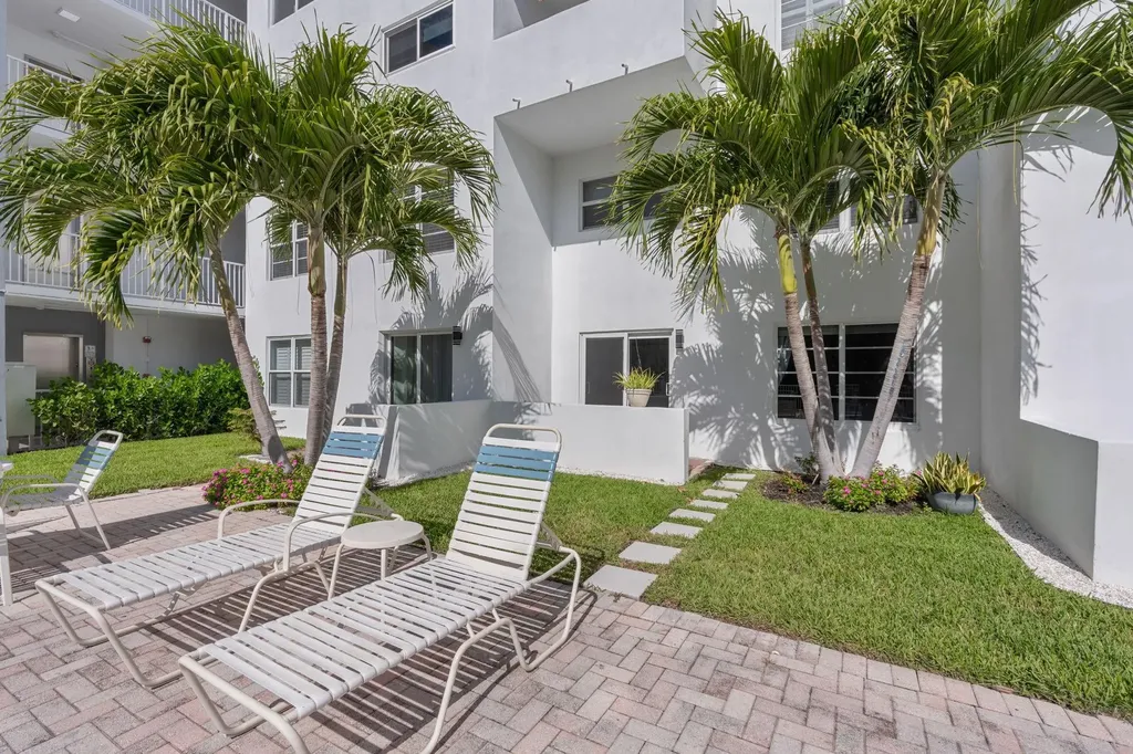 2860 NE 14th Street Causeway Pompano Beach FL 33062