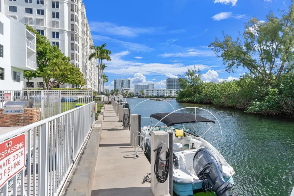 2860 NE 14th Street Causeway Pompano Beach FL 33062