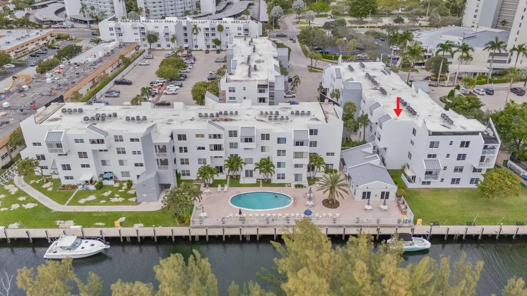 2860 NE 14th Street Causeway Pompano Beach FL 33062