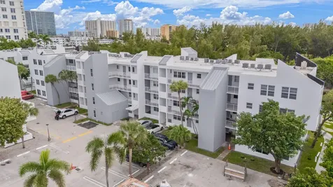 2860 NE 14th Street Causeway Pompano Beach FL 33062