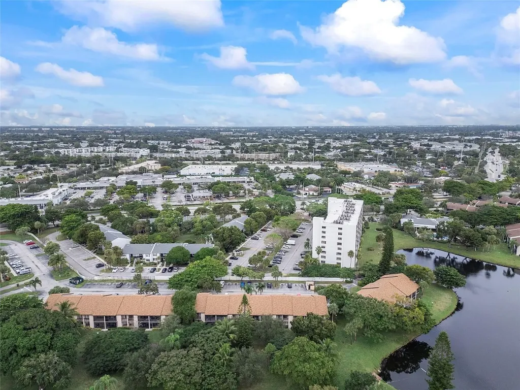 2289 SW 15th Street Deerfield Beach FL 33442