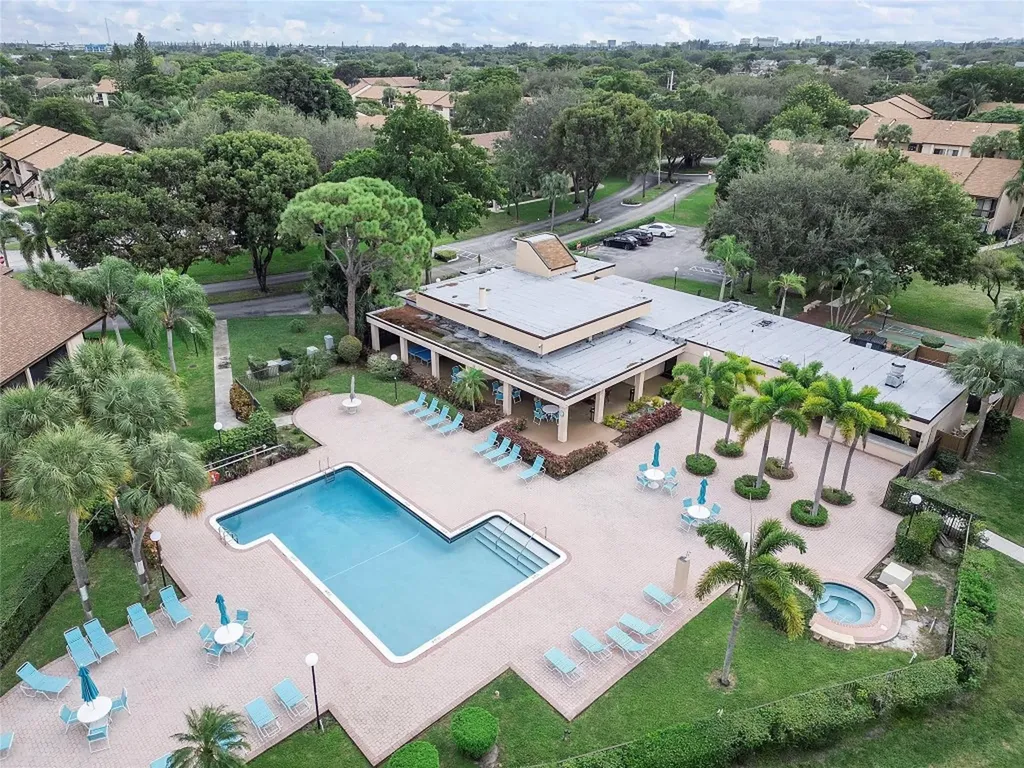 2289 SW 15th Street Deerfield Beach FL 33442