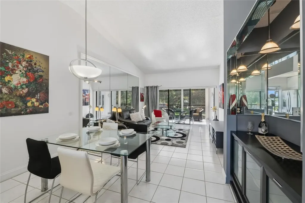 2289 SW 15th Street Deerfield Beach FL 33442