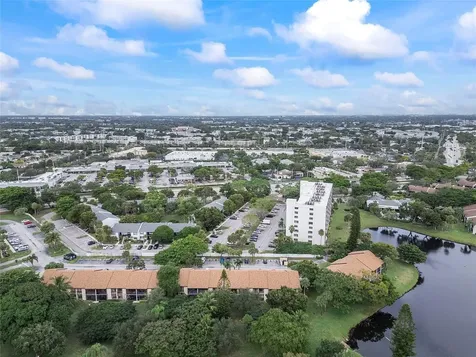 2289 SW 15th Street Deerfield Beach FL 33442