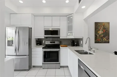 2289 SW 15th Street Deerfield Beach FL 33442