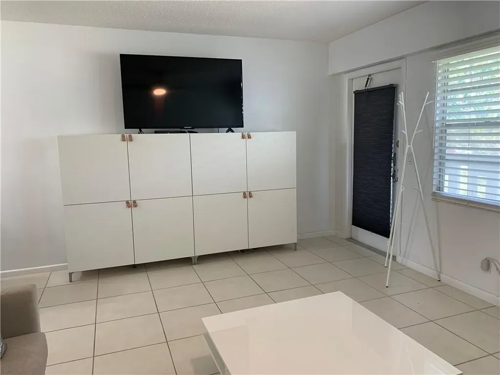 330 Mansfield H Boca Raton FL 33434