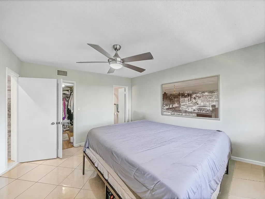 4500 N Federal Highway Lighthouse Point FL 33064