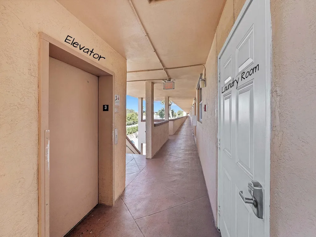 4500 N Federal Highway Lighthouse Point FL 33064