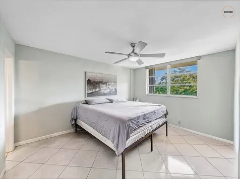 4500 N Federal Highway Lighthouse Point FL 33064
