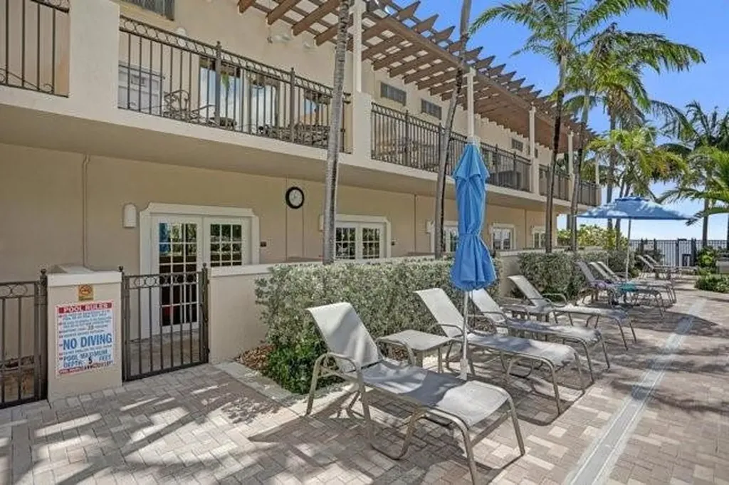 2011 N Ocean Boulevard Fort Lauderdale FL 33305