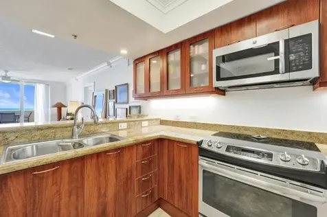 2011 N Ocean Boulevard Fort Lauderdale FL 33305