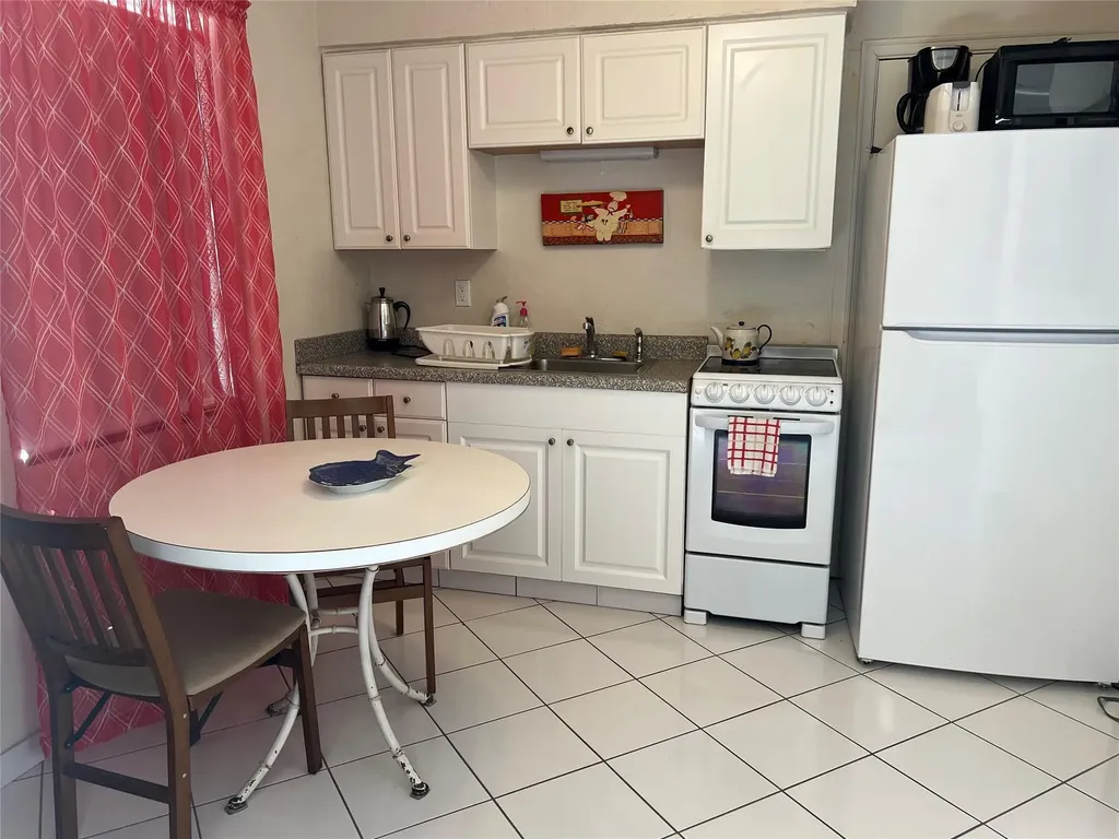 1315 N Ocean Drive Hollywood FL 33019