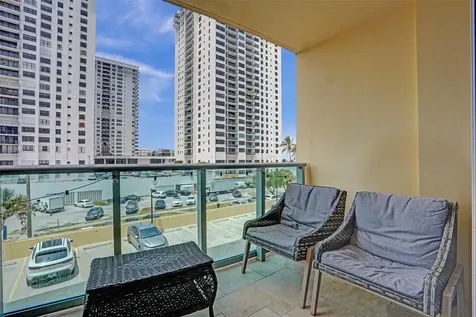 2501 S Ocean Drive Hollywood FL 33019