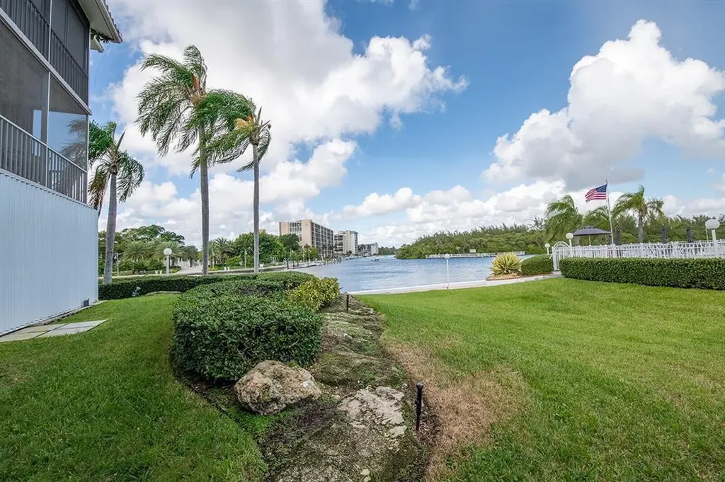 101 NE 19th Avenue Deerfield Beach FL 33441