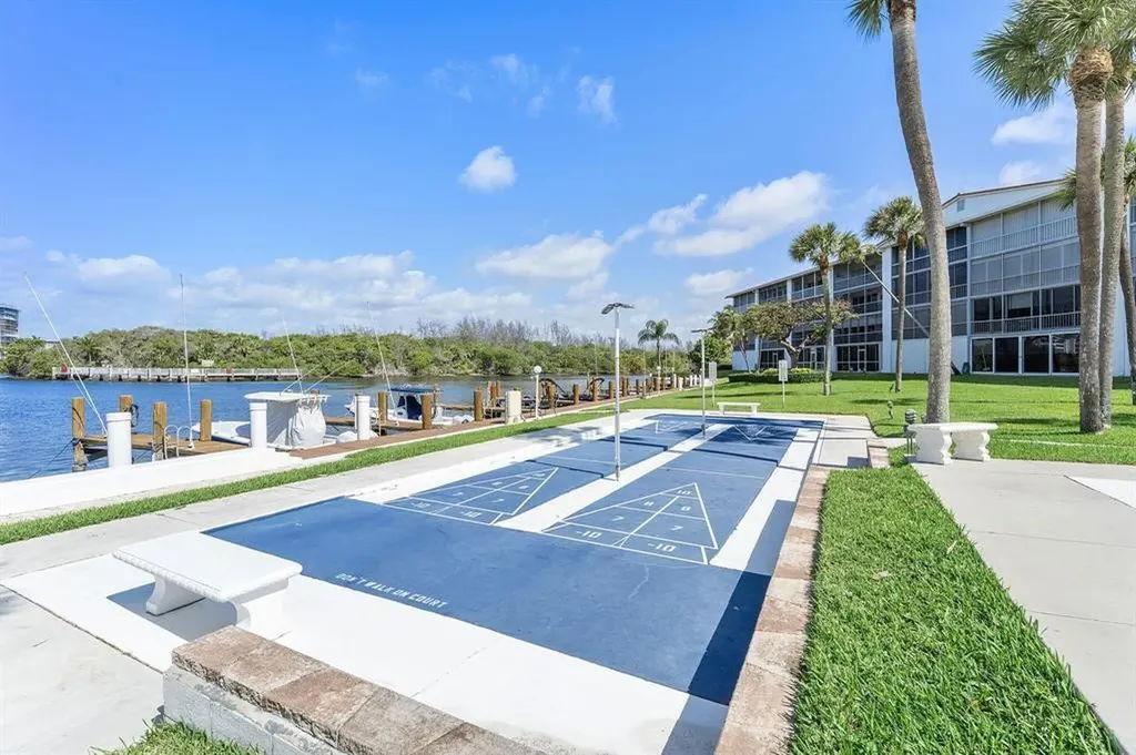 101 NE 19th Avenue Deerfield Beach FL 33441