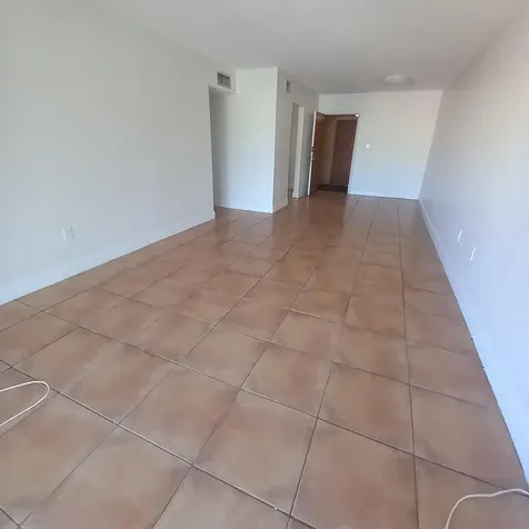 3610 NW 21st Lauderdale Lakes FL 33311