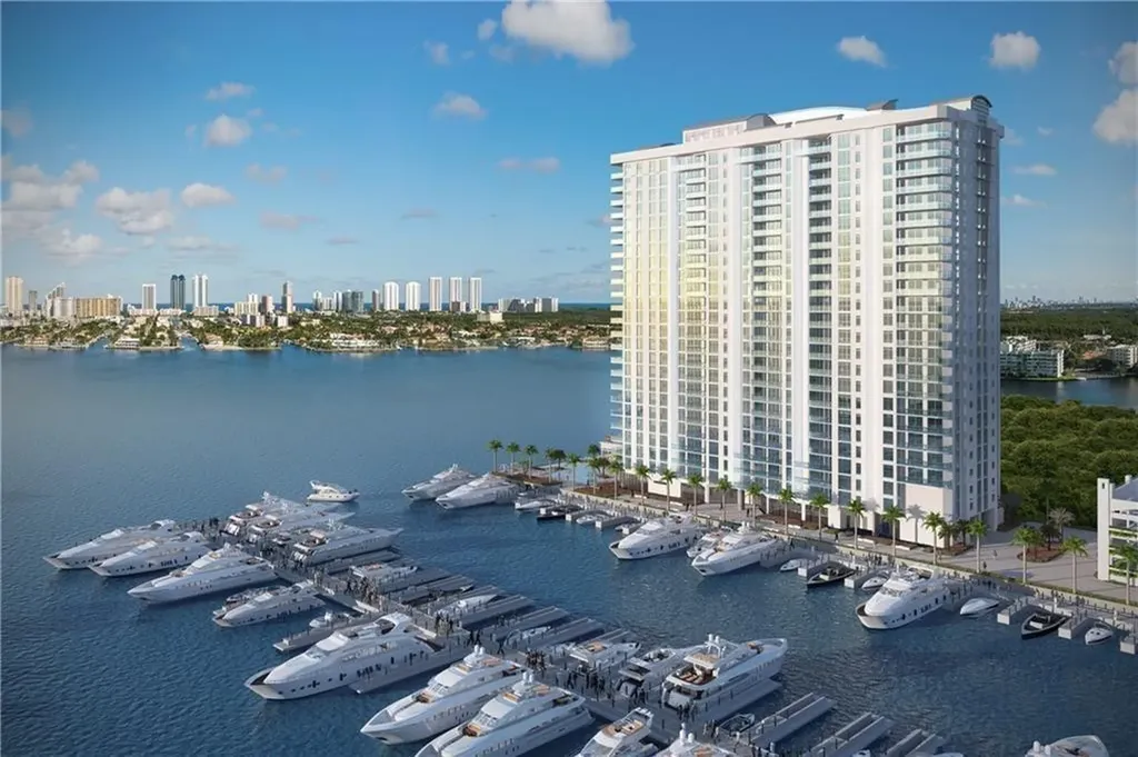 17211 Biscayne Slip #64 Boulevard North Miami Beach FL 33160