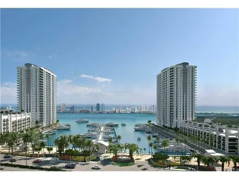 17211 Biscayne Slip #64 Boulevard North Miami Beach FL 33160