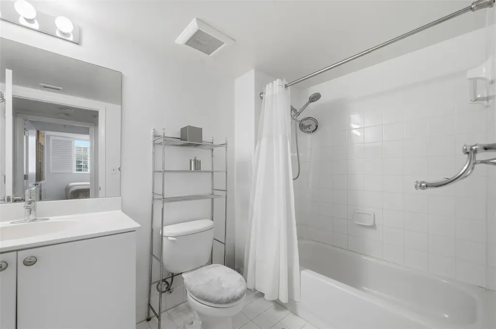 3020 NE 32nd Avenue Fort Lauderdale FL 33308