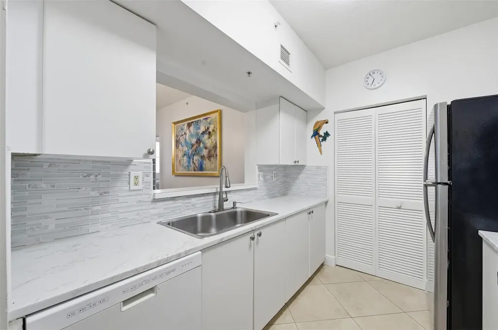 3020 NE 32nd Avenue Fort Lauderdale FL 33308