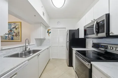 3020 NE 32nd Avenue Fort Lauderdale FL 33308