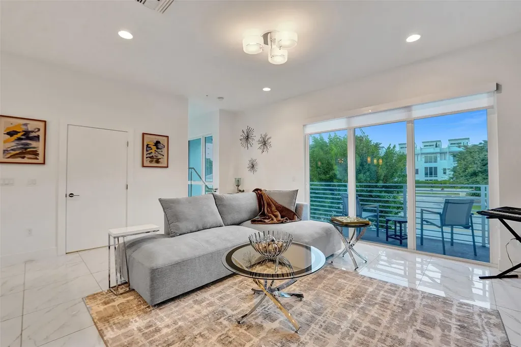 1371 N Ocean Boulevard Pompano Beach FL 33062