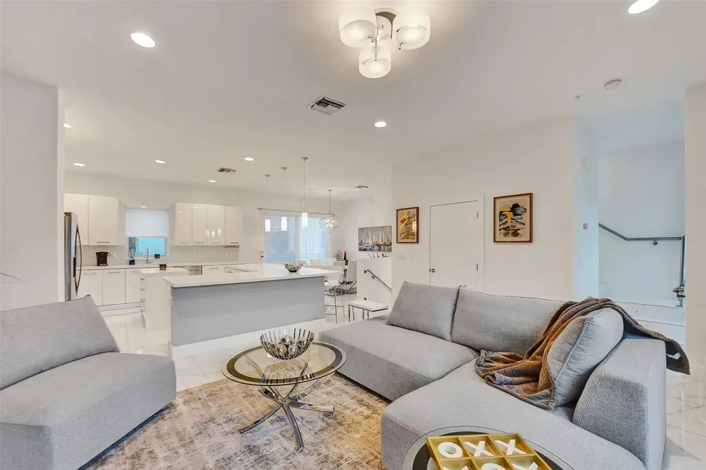 1371 N Ocean Boulevard Pompano Beach FL 33062