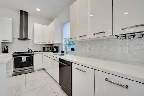 1371 N Ocean Boulevard Pompano Beach FL 33062